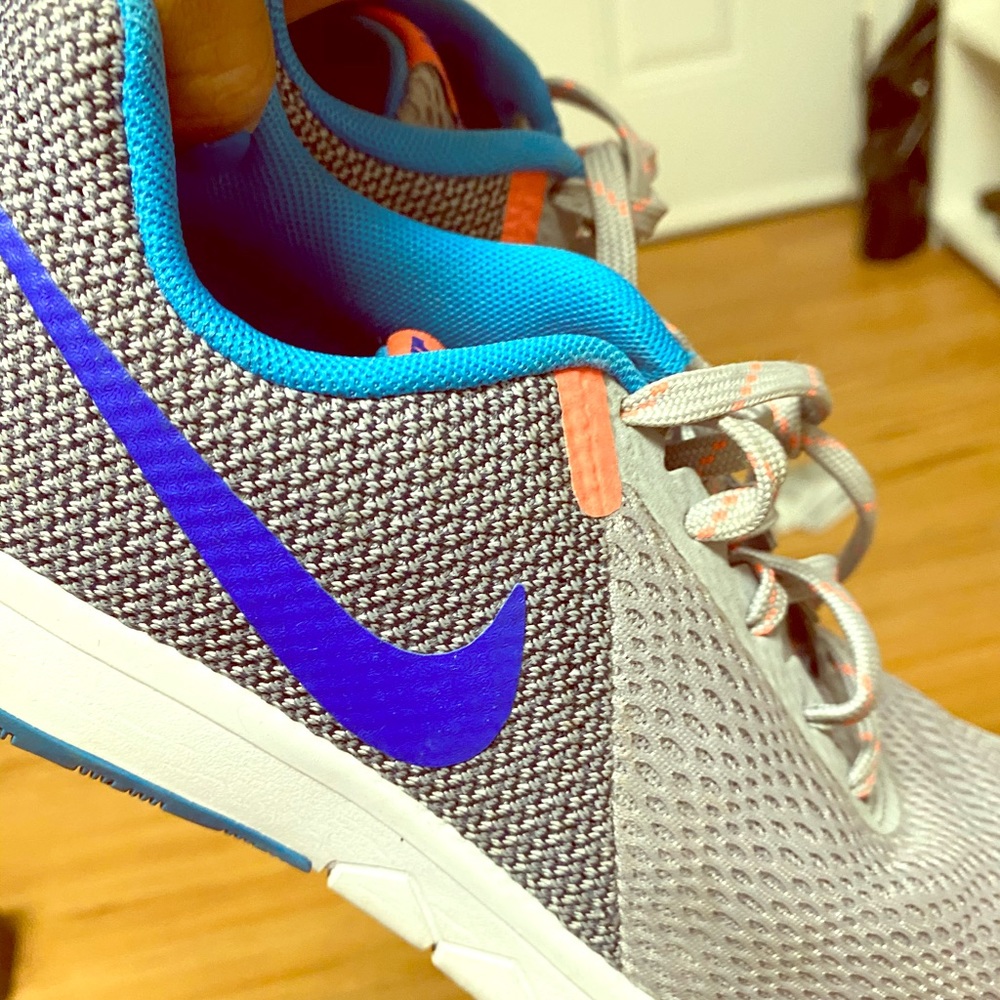 Nike women’s runners